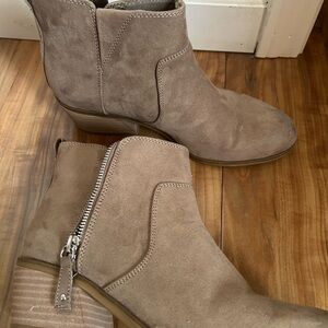 Women's Tan Suede Ankle Boots